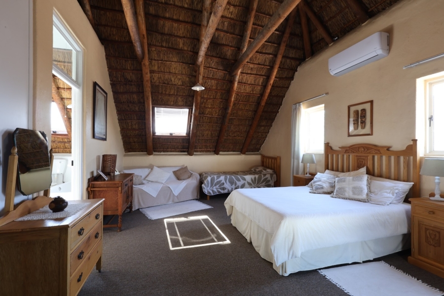 5 Bedroom Property for Sale in Wellington North Western Cape
